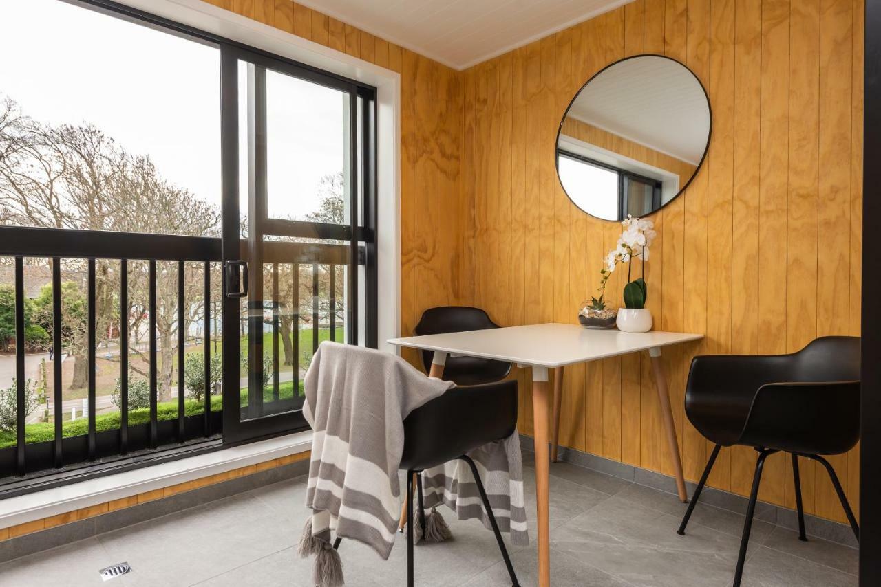 Penthouse With Park View Christchurch Exterior foto